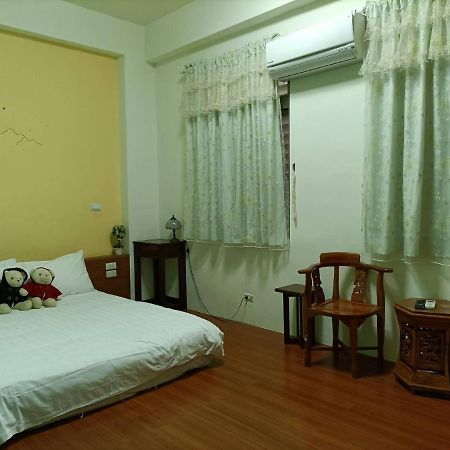 小城堡民宿19窩窩近東大門夜市好停車 Hualien City Luaran gambar